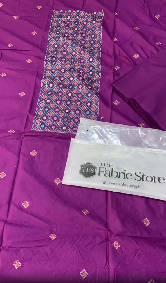 The Fabric Store by Bareeze Emb Lawn 3pc