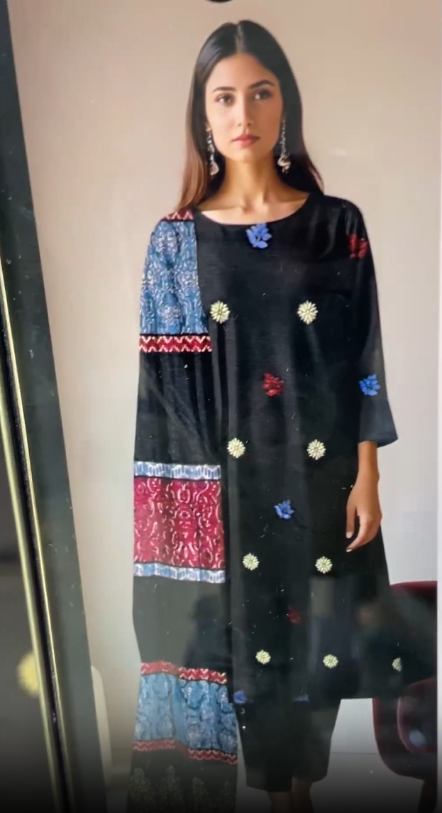 Gul Ahmed Luxury Velvet 3pc WInter